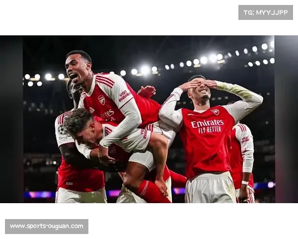 阿森纳更衣室庆祝十连胜,团队氛围融洽